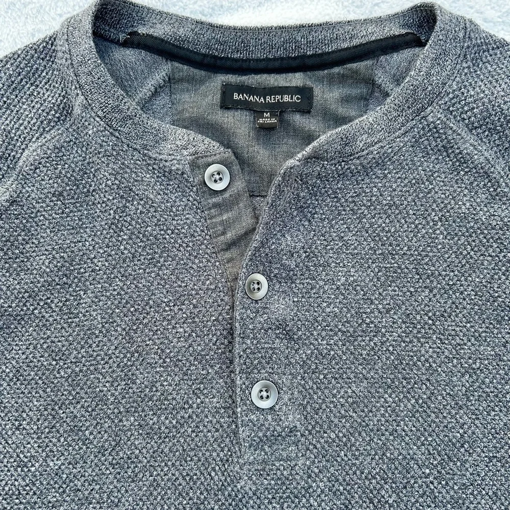 Banana Republic Sweater Henley Crewneck Waffle Knit Soft Knit 100% Cotton